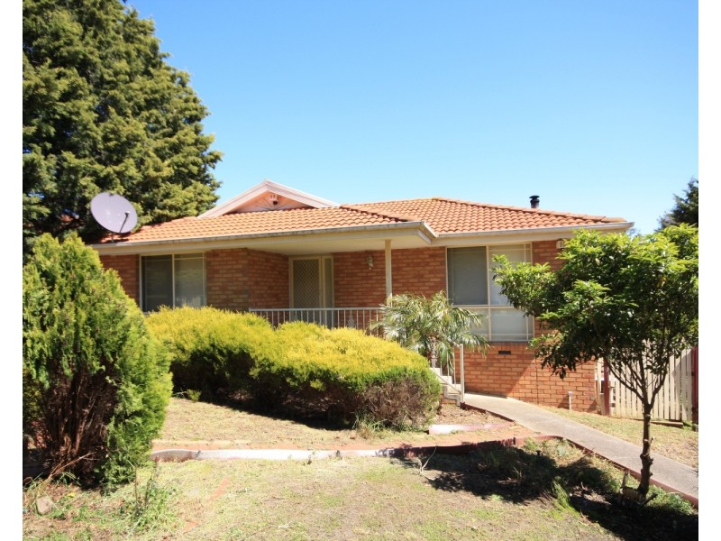 3 Green Valley Grove, Meadow Heights VIC 3048