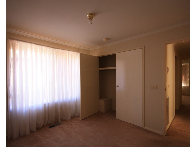 3 Green Valley Grove, Meadow Heights VIC 3048