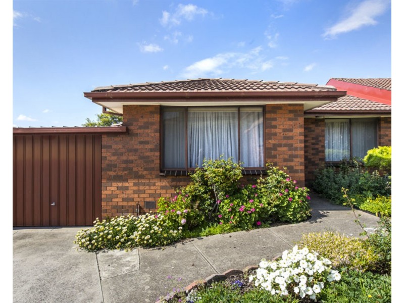 2/49 Chapman Avenue, Glenroy VIC 3046