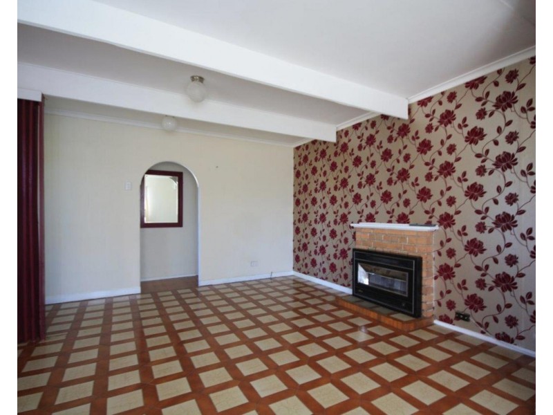2 Calivil Street, Dallas VIC 3047