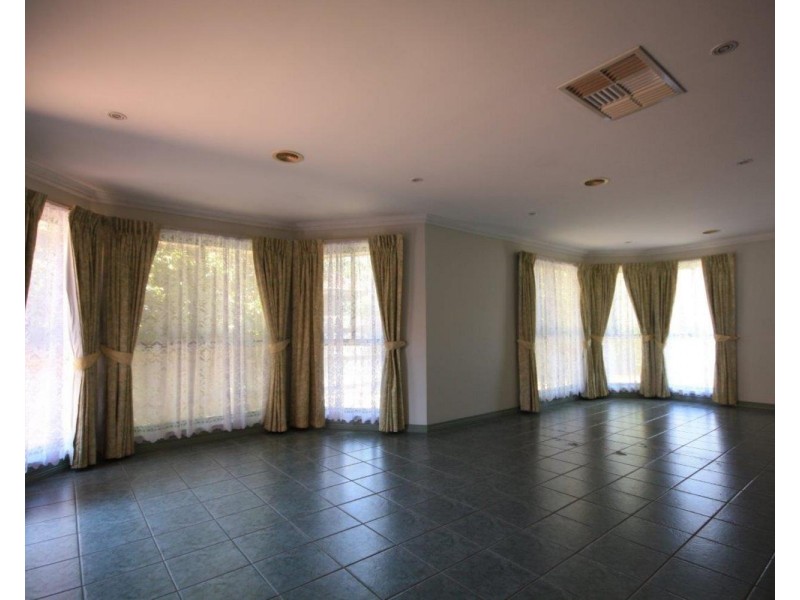 11 Bedford Street, Hadfield VIC 3046