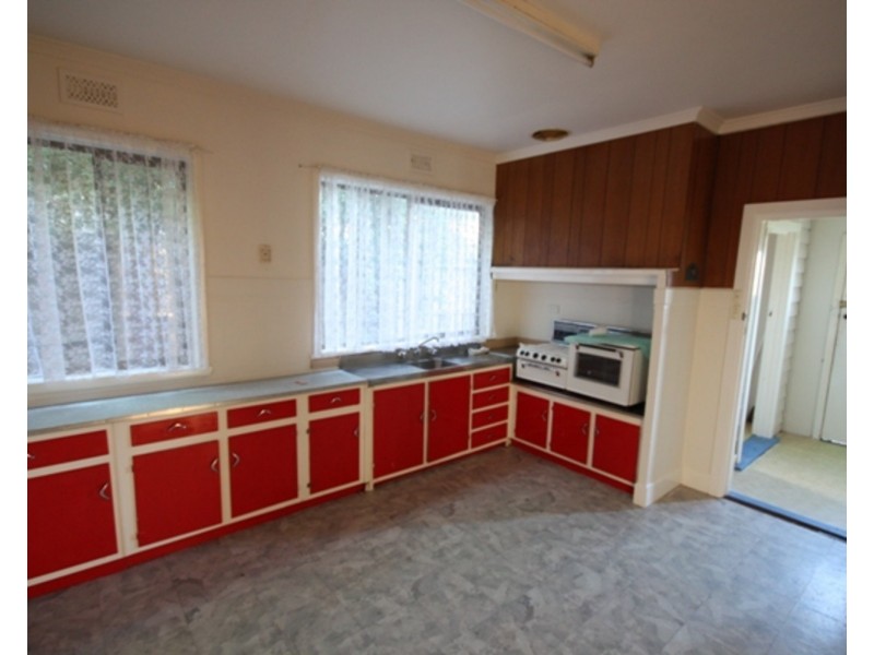 14 Alpine Grove, Pascoe Vale VIC 3044