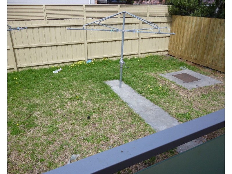 2/9 Tudor Street, Glenroy VIC 3046