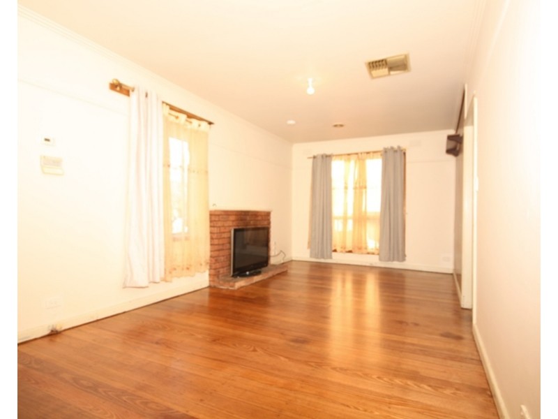 5 Lichfield Avenue, Jacana VIC 3047