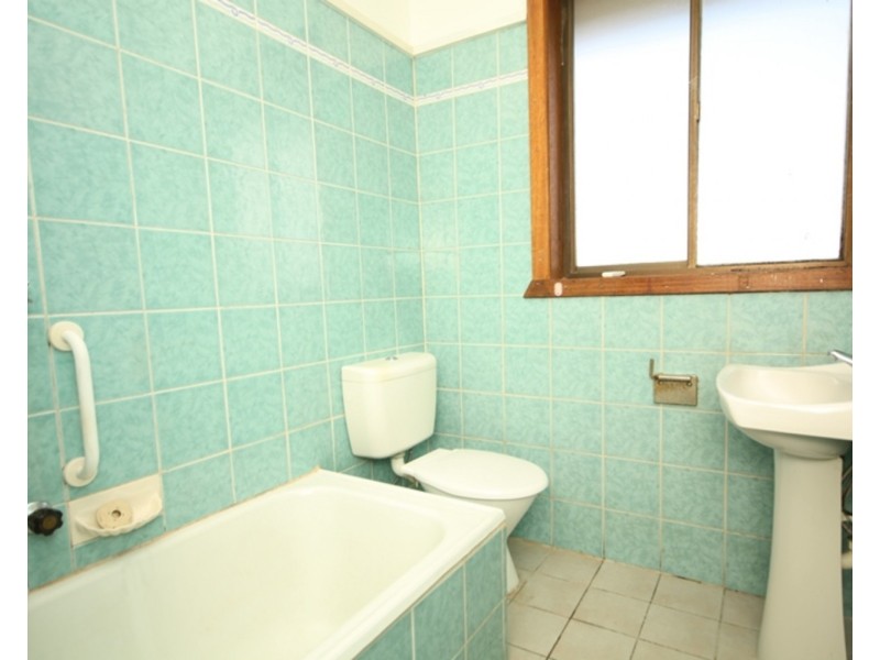 5 Lichfield Avenue, Jacana VIC 3047
