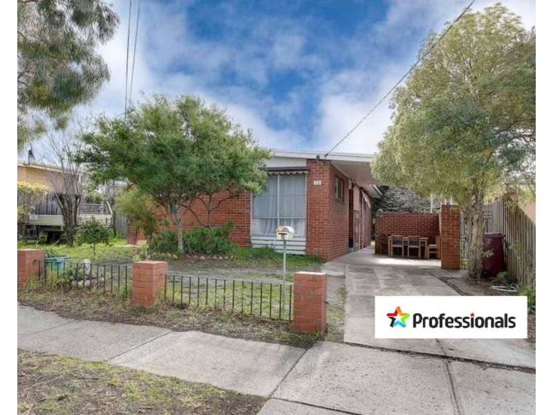 10 Crossley Crescent, Coolaroo VIC 3048