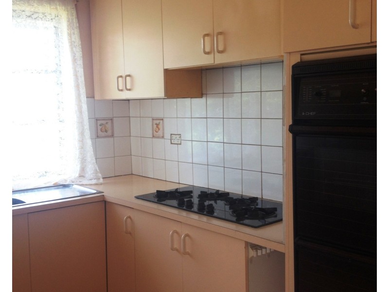 2/12 Augustine Terrace, Glenroy VIC 3046