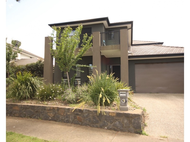 9 Freshwater Drive, Craigieburn VIC 3064