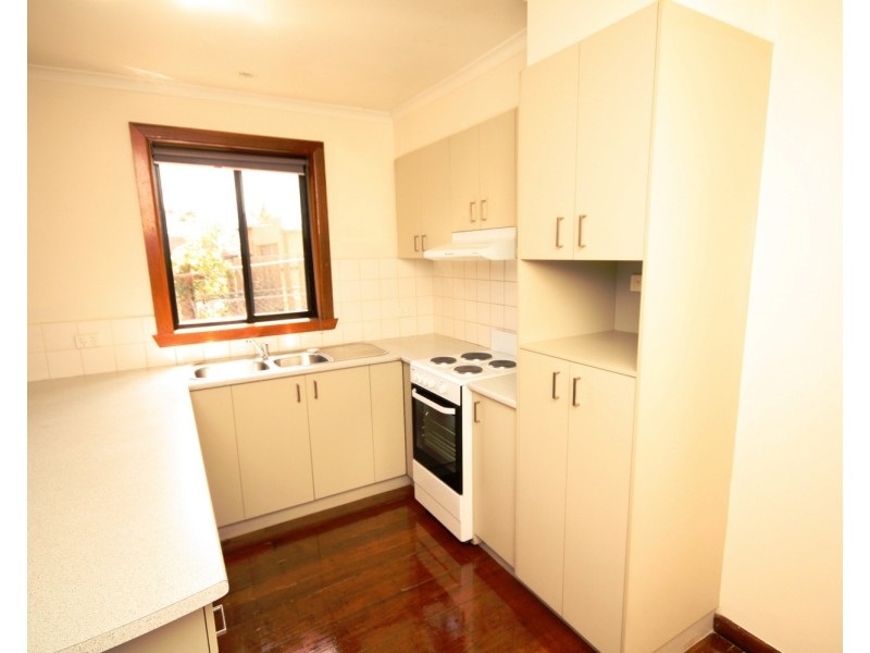 26 Sunset Boulevard, Jacana VIC 3047