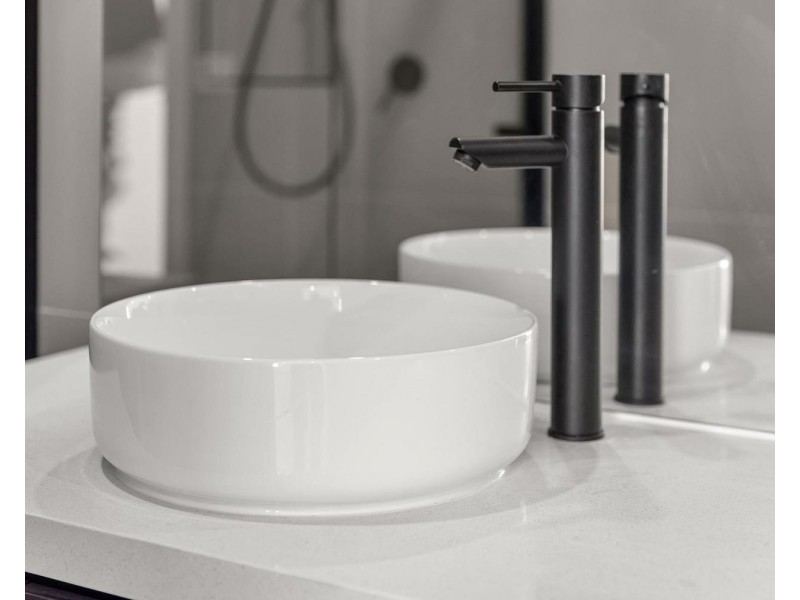 2/16 Inverie Court, Greenvale VIC 3059