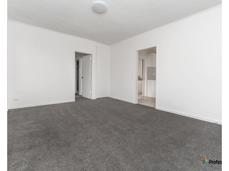 2/2-6 Chapman Avenue, Glenroy VIC 3046