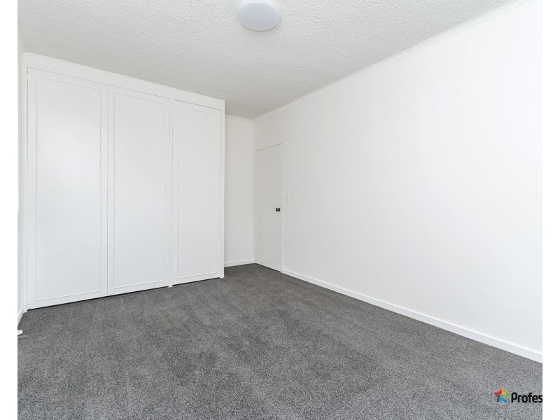 2/2-6 Chapman Avenue, Glenroy VIC 3046