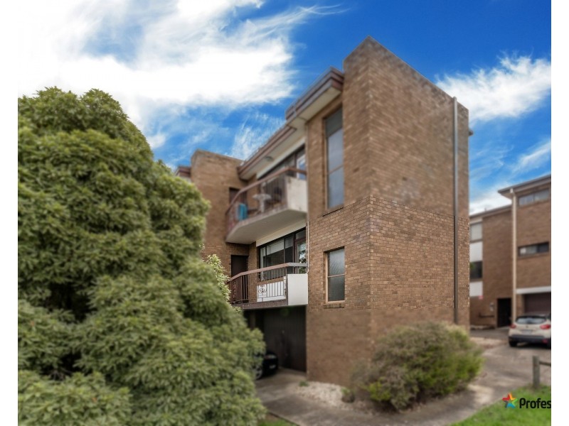 2/2-6 Chapman Avenue, Glenroy VIC 3046