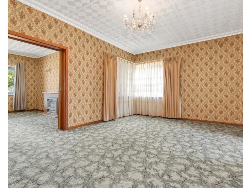 100 Melbourne Avenue, Glenroy VIC 3046