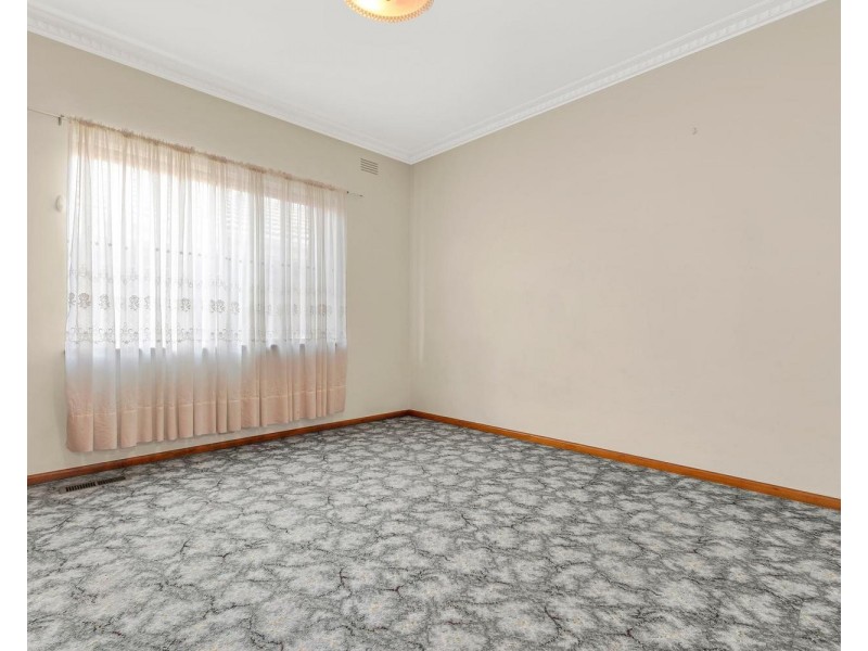 100 Melbourne Avenue, Glenroy VIC 3046