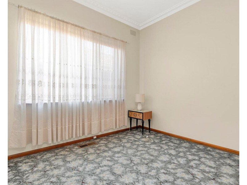 100 Melbourne Avenue, Glenroy VIC 3046