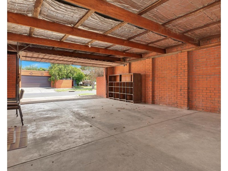 100 Melbourne Avenue, Glenroy VIC 3046