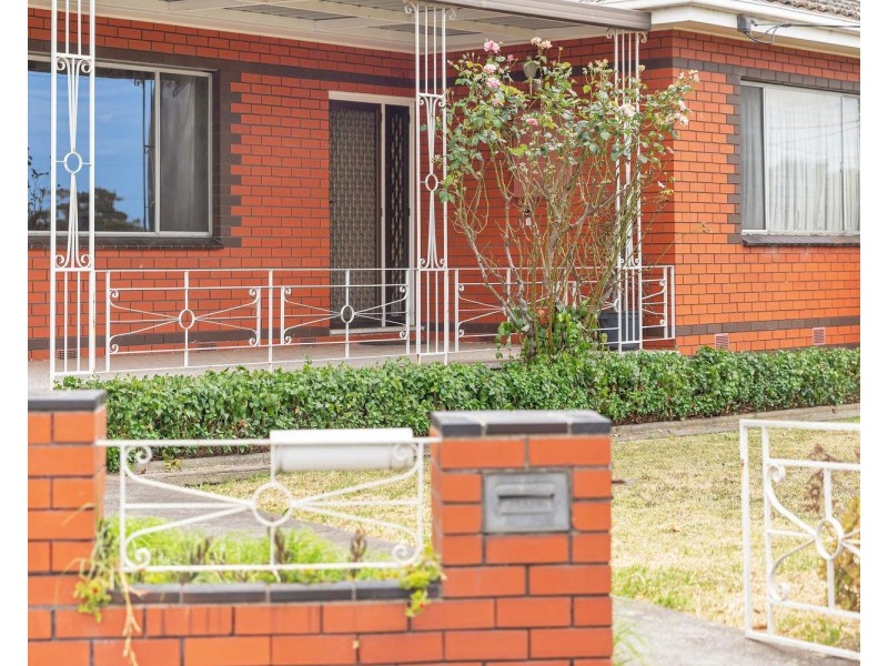 100 Melbourne Avenue, Glenroy VIC 3046