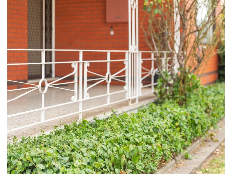 100 Melbourne Avenue, Glenroy VIC 3046