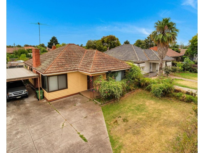 997 Pascoe Vale Road, Jacana VIC 3047