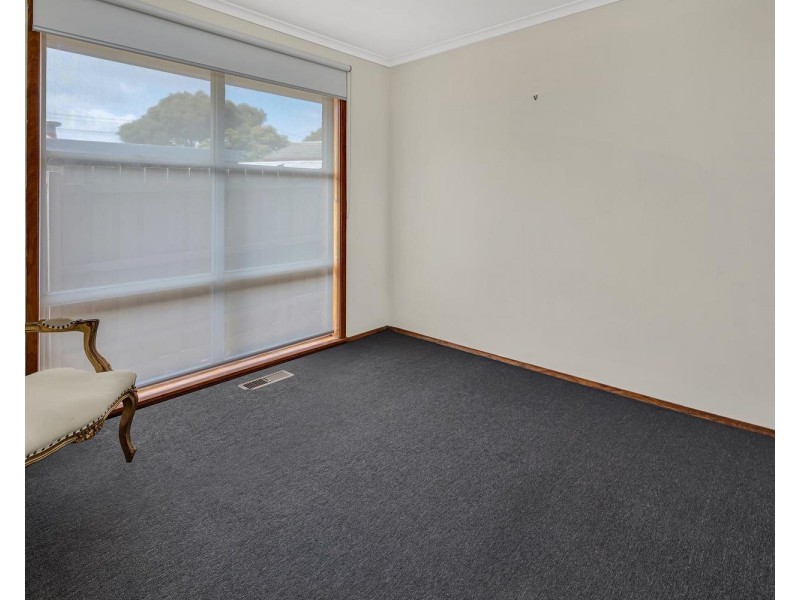 64 Longford Crescent, Coolaroo VIC 3048