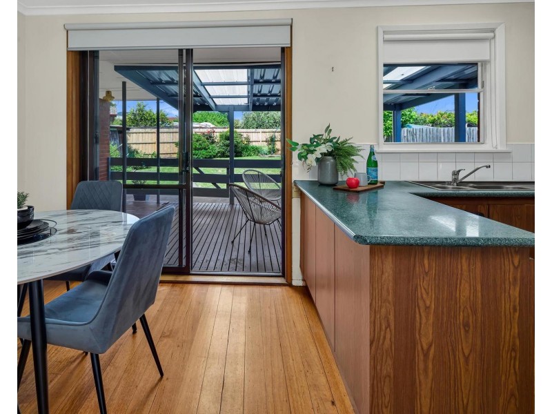 64 Longford Crescent, Coolaroo VIC 3048