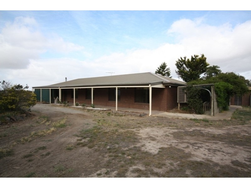 65B Konagaderra Road, Oaklands Junction VIC 3063