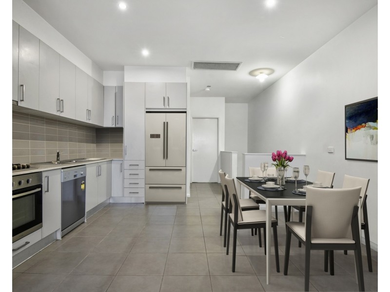 2/885-887 Pascoe Vale Road, Glenroy VIC 3046