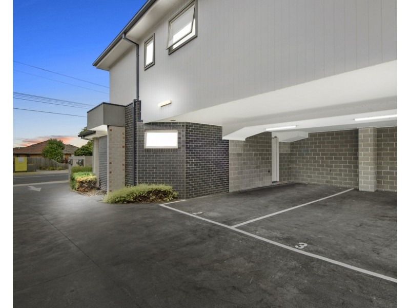 2/885-887 Pascoe Vale Road, Glenroy VIC 3046