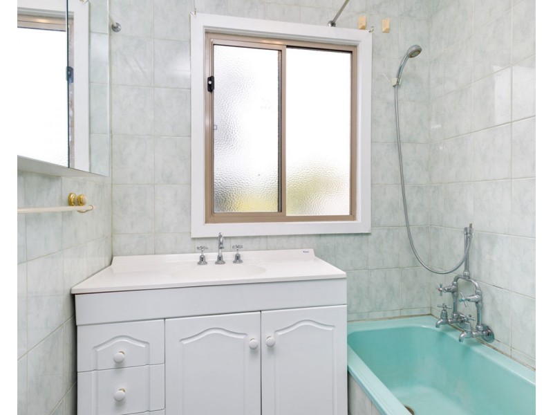 18 Drouin Street, Dallas VIC 3047