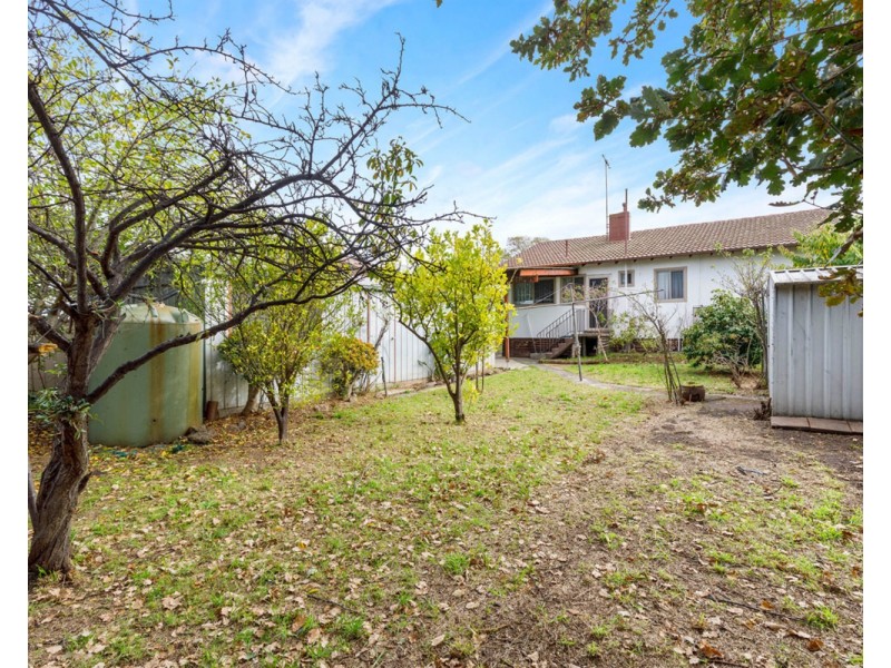 18 Drouin Street, Dallas VIC 3047
