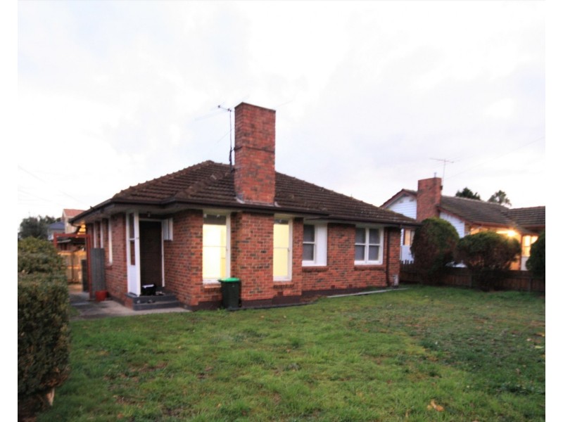 13 View Street, Glenroy VIC 3046