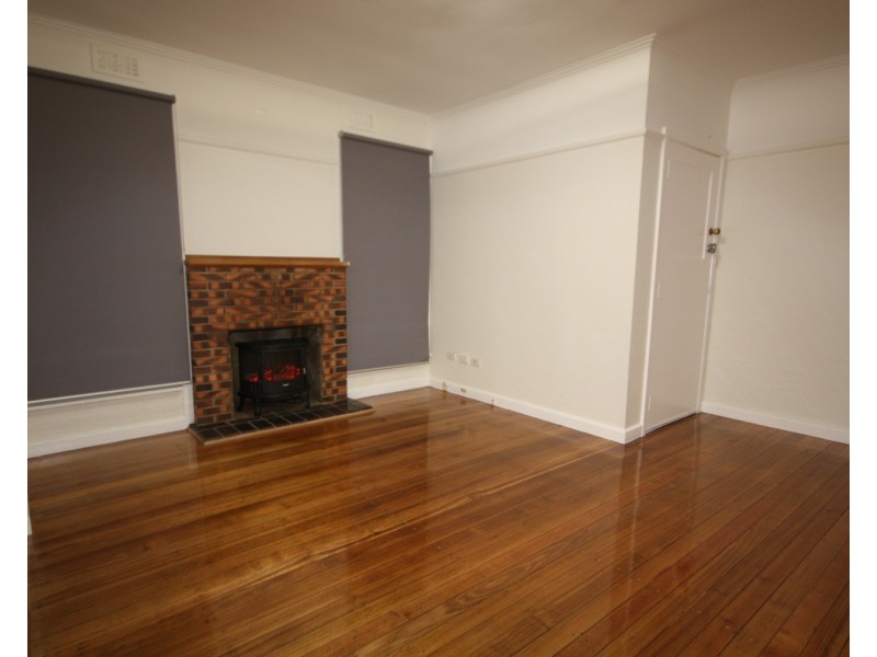 13 View Street, Glenroy VIC 3046