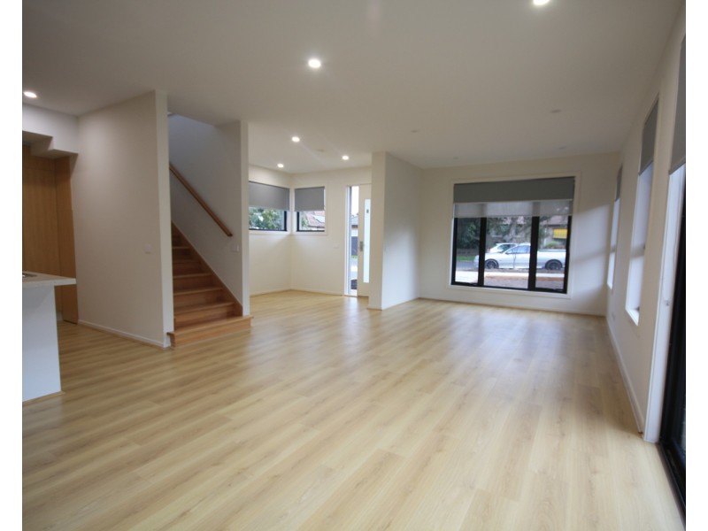 1/10 LANGTON Street, Glenroy VIC 3046