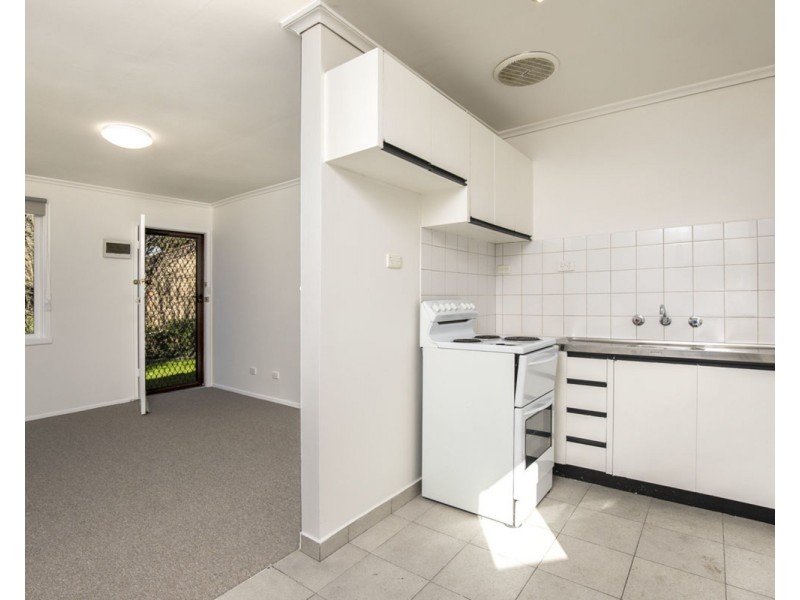 18/9-11 Chris Court, Oak Park VIC 3046