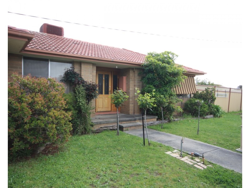 1 Hocter Close, Gladstone Park VIC 3043