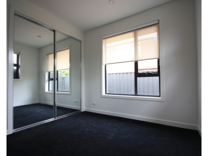 8/7 Clovelly Avenue, Glenroy VIC 3046