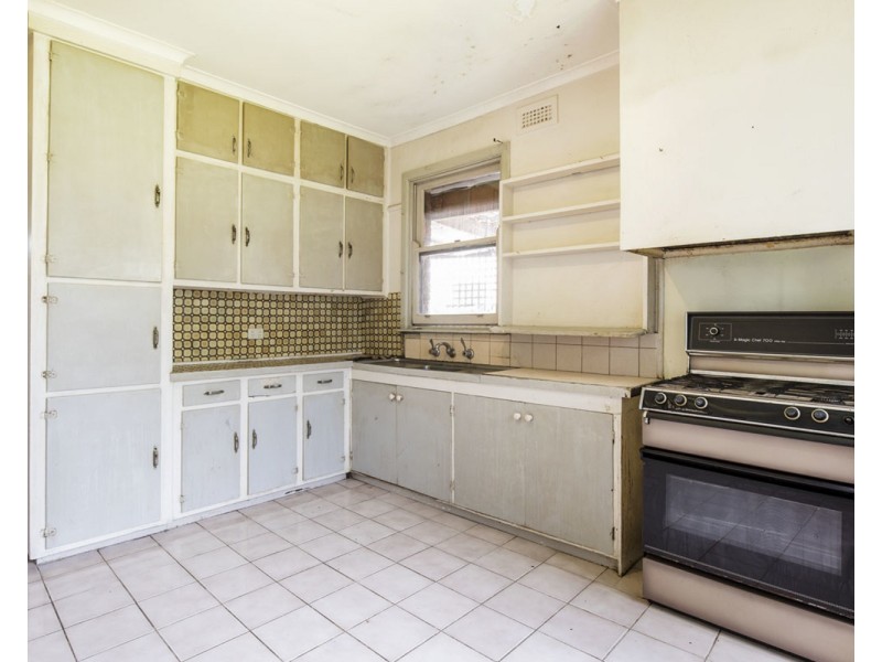 124 Justin Avenue, Glenroy VIC 3046