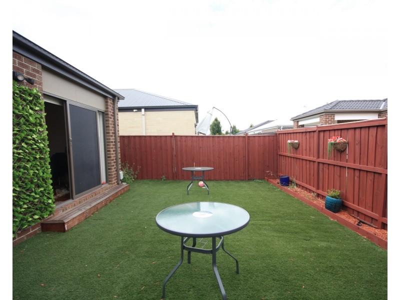 21 Muskwood Drive, Mickleham VIC 3064