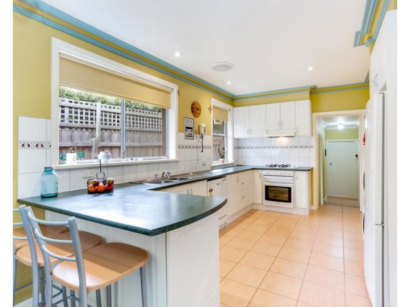 32 Finchley Avenue, Glenroy VIC 3046