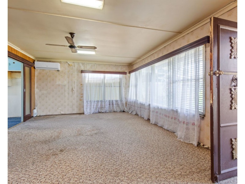 43 Morwell Crescent, Dallas VIC 3047