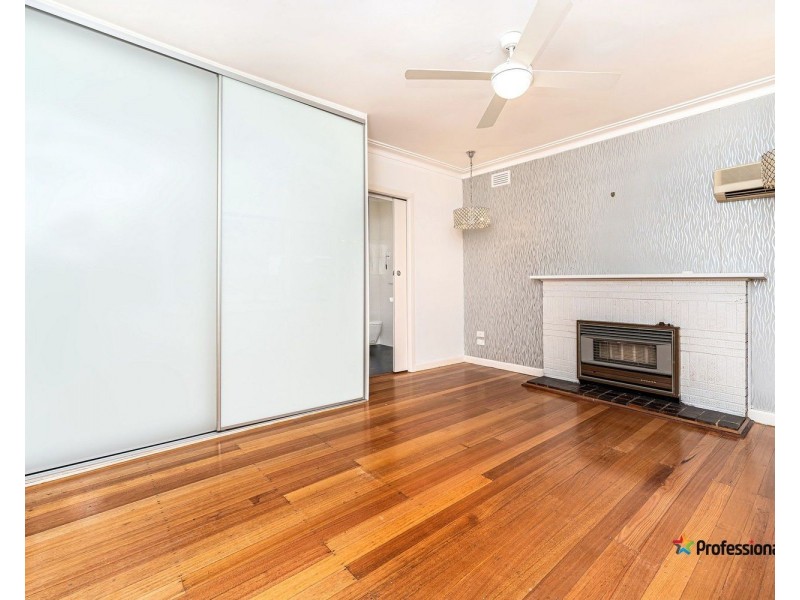 69 Augustine Terrace, Glenroy VIC 3046