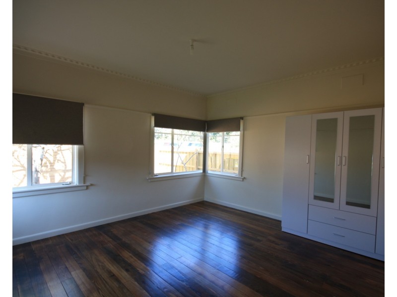 1049 Pascoe Vale Road, Broadmeadows VIC 3047
