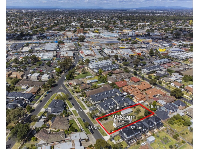 11 Clovelly Avenue, Glenroy VIC 3046