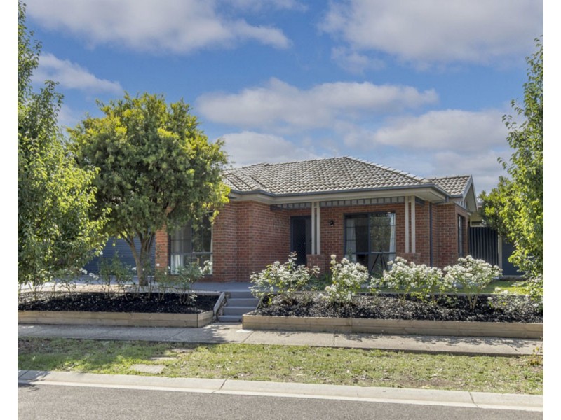 9 Eades Way, Craigieburn VIC 3064