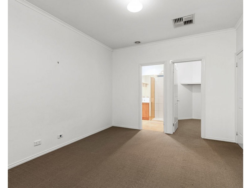 9 Eades Way, Craigieburn VIC 3064