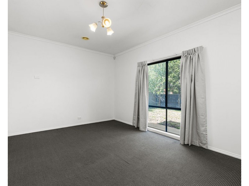 9 Eades Way, Craigieburn VIC 3064