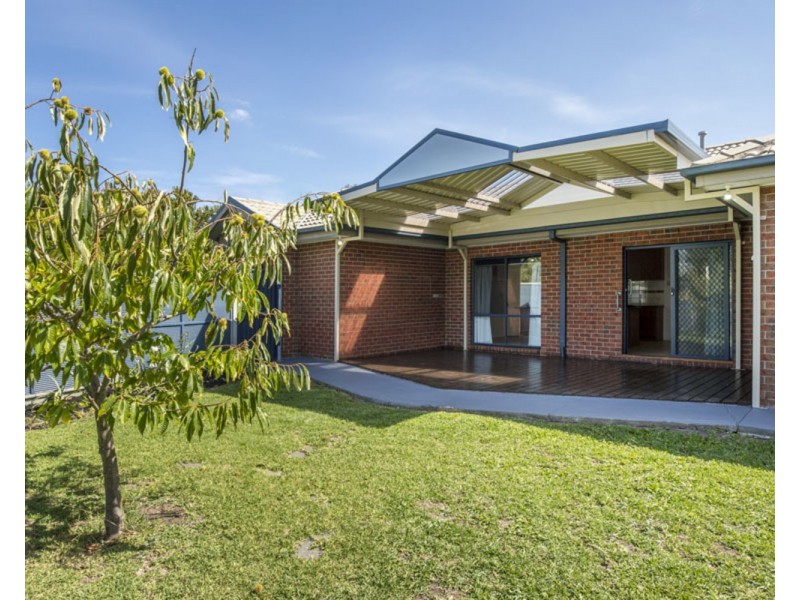 9 Eades Way, Craigieburn VIC 3064