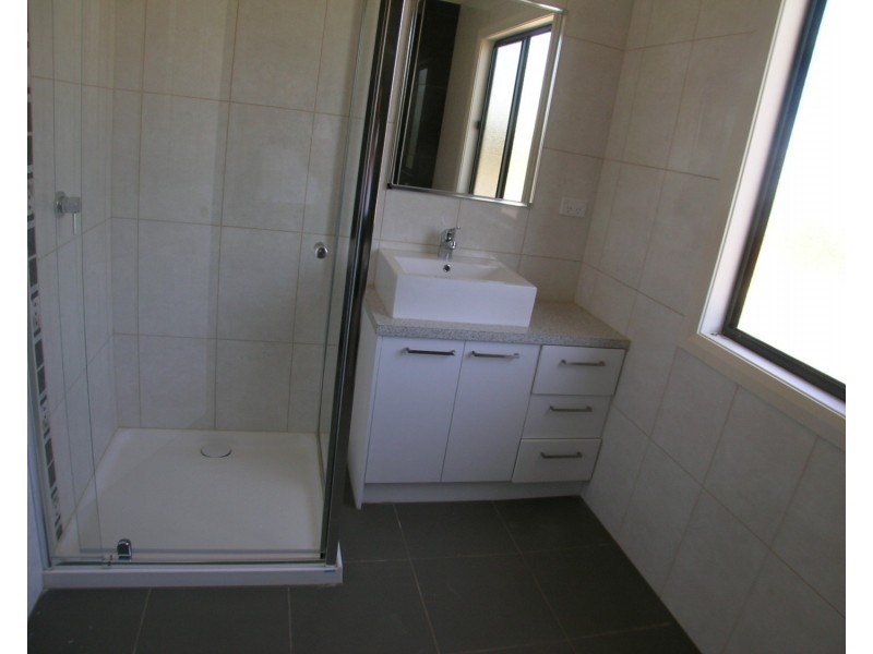 88 Chapman Avenue, Glenroy VIC 3046