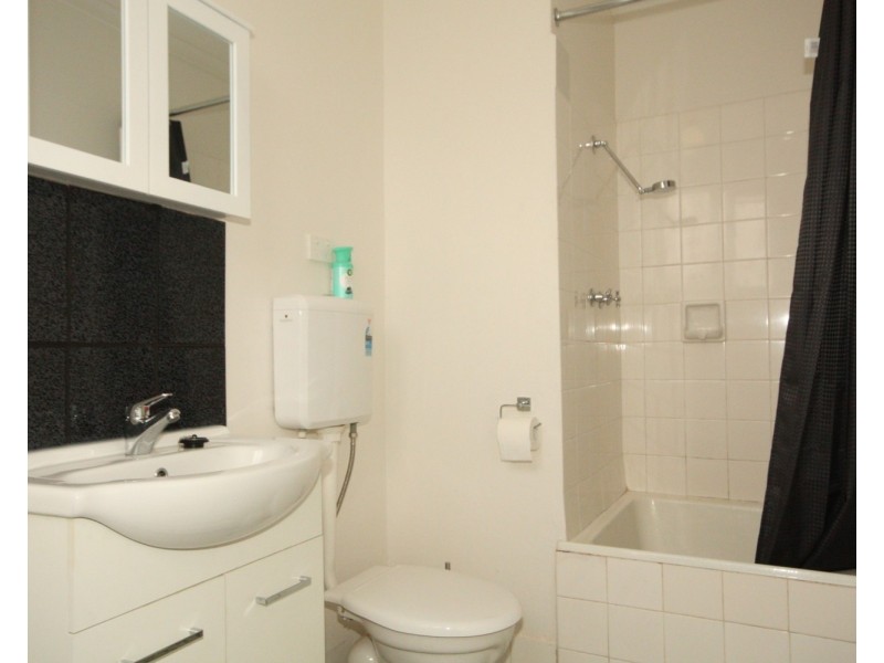 6/380 Albert Street, Brunswick West VIC 3055